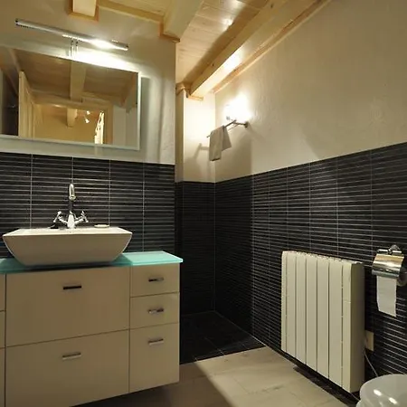 Era Borda Tanau Apartment Naut Aran
